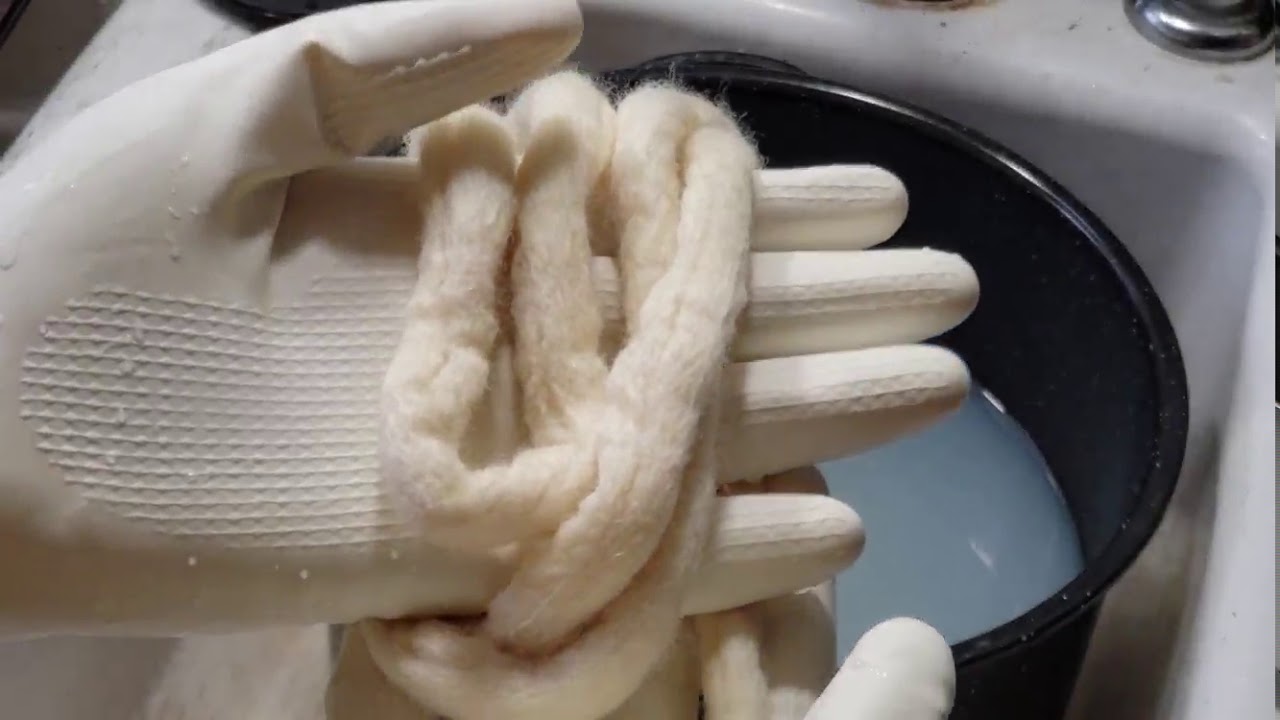 DIY Wool Dreads