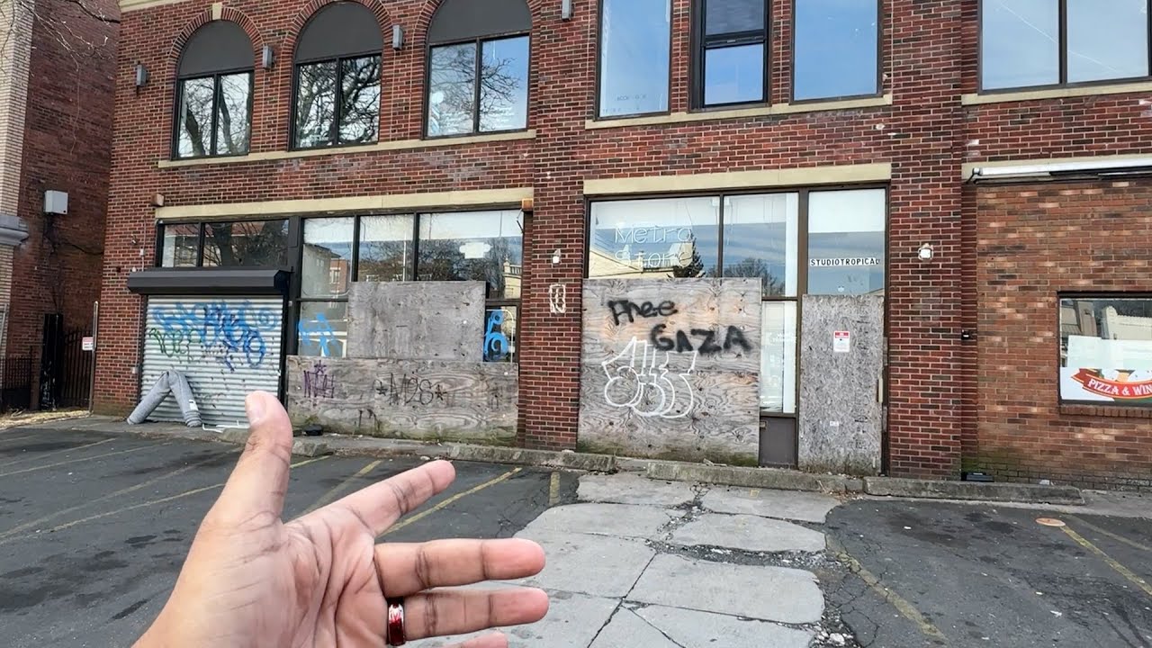 Reviewing the WORST Rated PIZZA Restaurant In My State! | S8