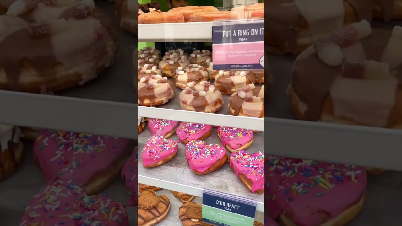 The doughnut display of your dreams ✨☁️