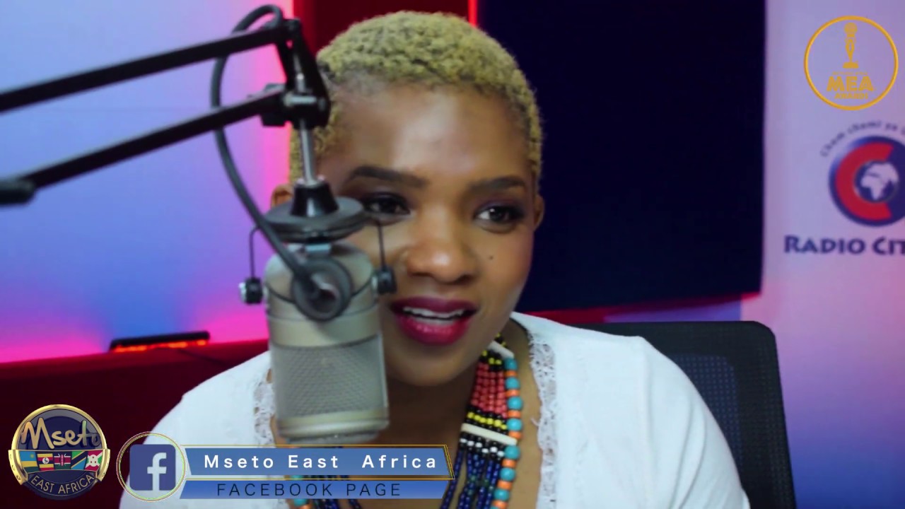 JUX NA ALICIOS WASHAMBULIANA KWA MASWALI MAZITO LIVE NDANI YA MAMBO MSETO NA MZAZI WILLY TUVA