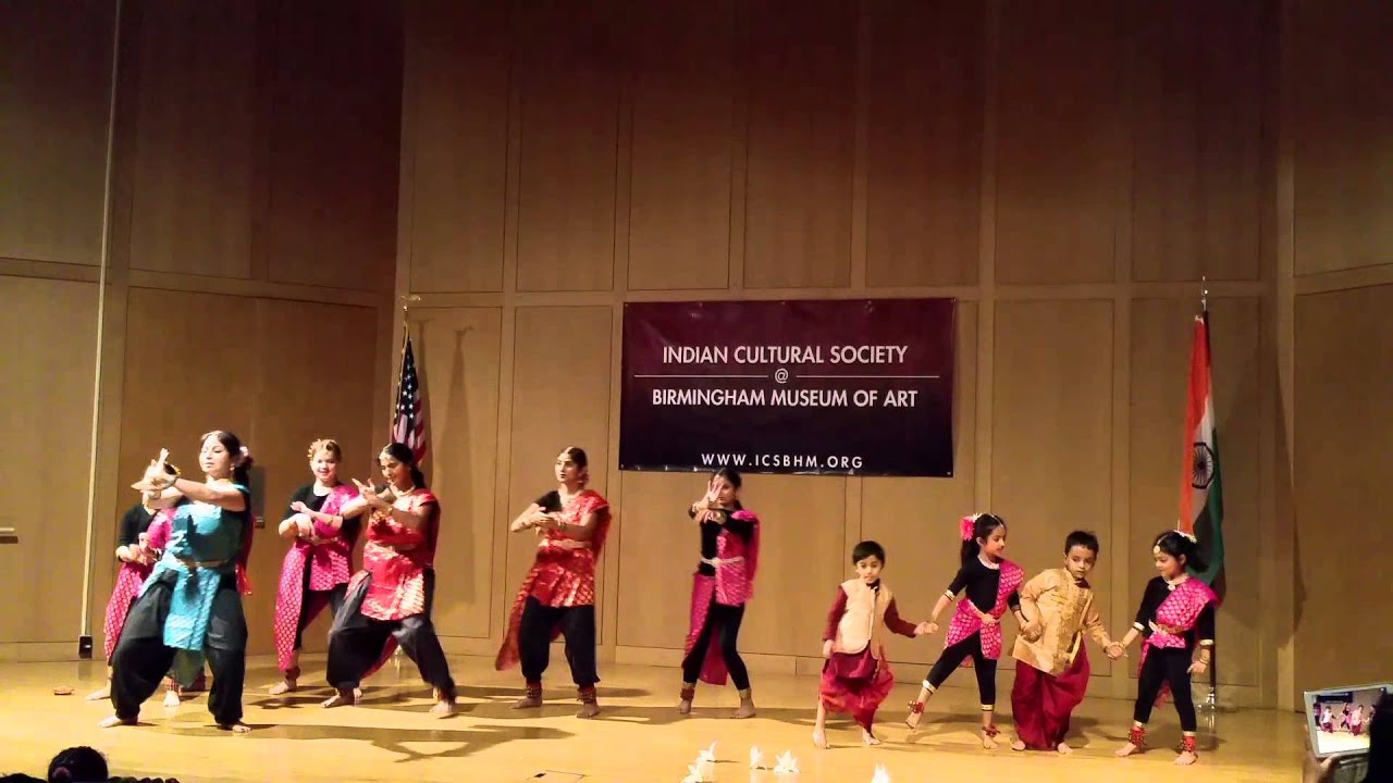 Holi 2015 Notinee Group Dance (part 1)