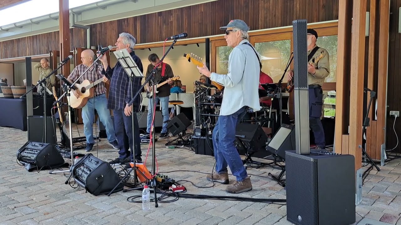 Friday Rockers - To Her Door - the Link, 7 Aug 24