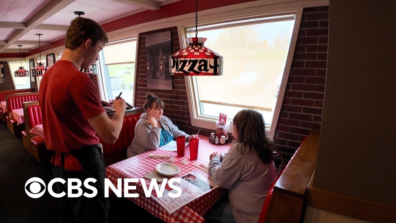 Restaurants turning back the clock to lure customers