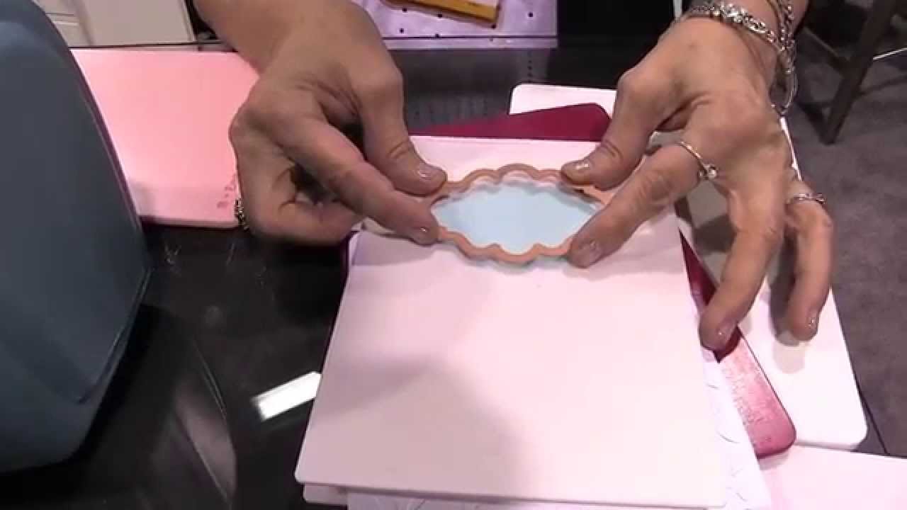 Spellbinders - Interchangeable Embossing Folders - CHA 2015