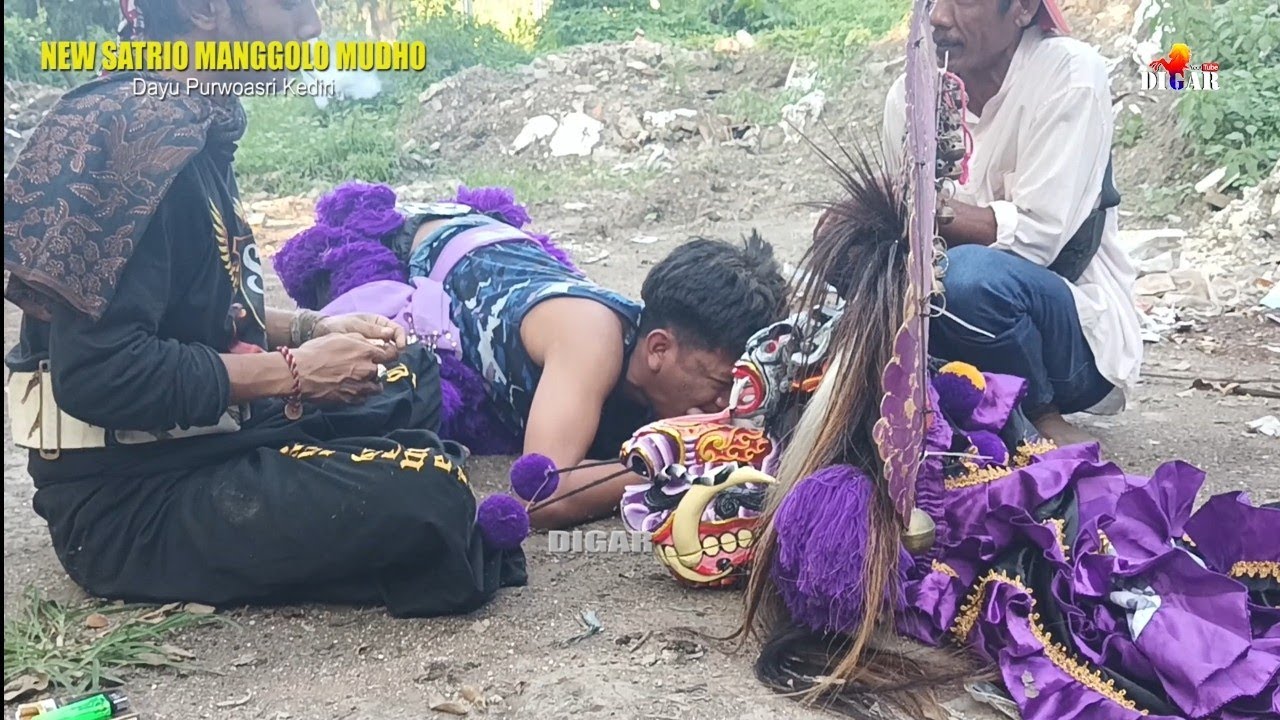 Barongan Angker‼️ Kerasukan Susah disembuhkan di Bangunan Tua PG Pesantren