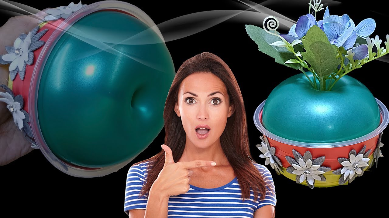 It's real! Make a vase of balloons and play with it