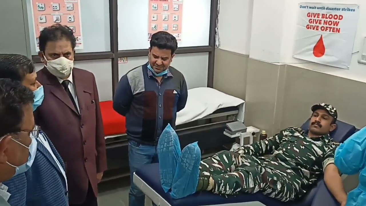 *DC kishtwar inaugurates Voluntary Blood Donation camp at DH Kishtwar*theptmt