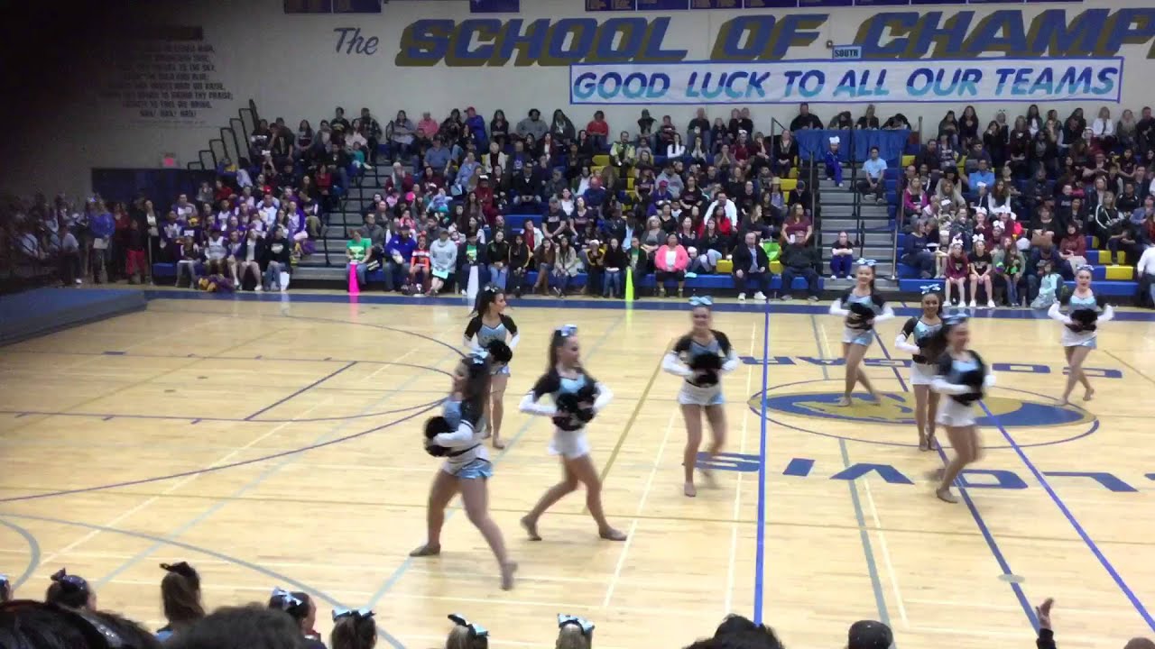 Andrea Ferri-Clovis North Varsity Comp Pep