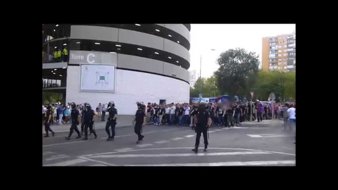 Corteo ultras FC Basel. Real Madrid - FC Basel (14/15)