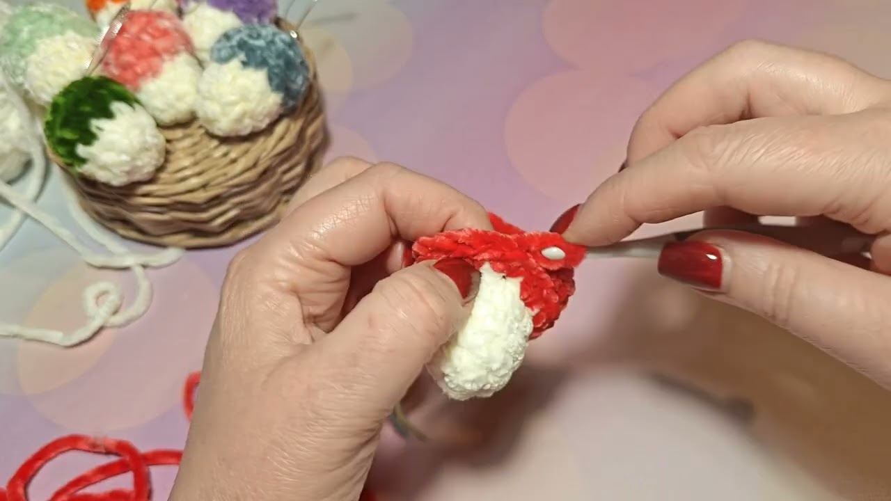 Игрушка за 7 минут. Грибочек мини крючком МК. 