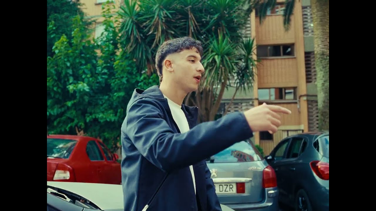 Aiman42 & ThePoing -  BRILLA (V&iacute;deo Oficial)