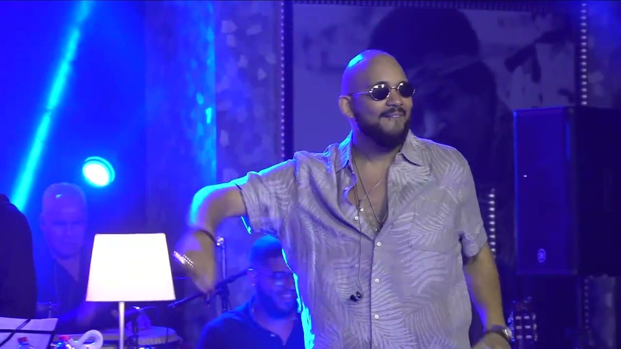 Badir - Vida Loca (En Vivo Desde Hard Rock Cafe S.D.)