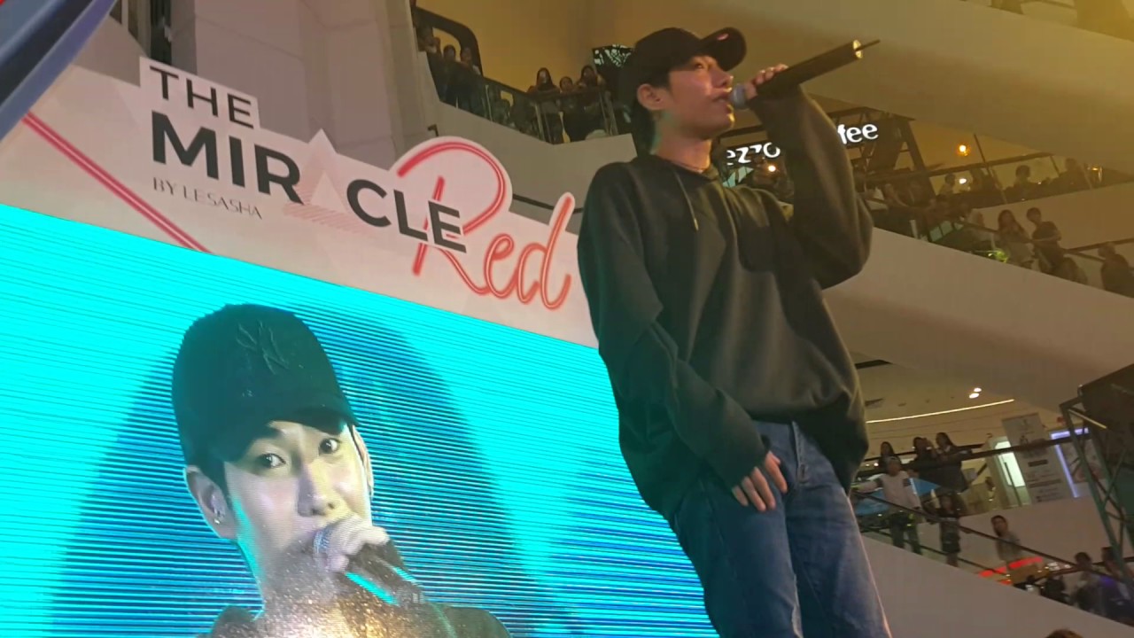 [2/7] 290417 เป๊ก ผลิตโชค - ถูกคนแล้ว , พูดคุย งาน LESASHA  @CentralPlaza Pinklao