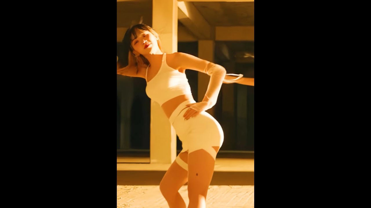221113 르세라핌 김채원 (LE SSERAFIM KIM CHAEWON)