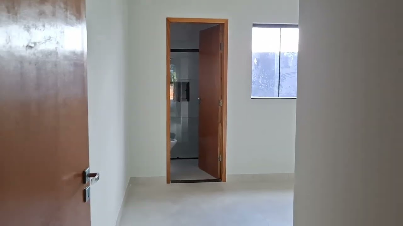Casa com 3 quartos sendo um suíte no jardim Pacaembu zona norte de Londrina 