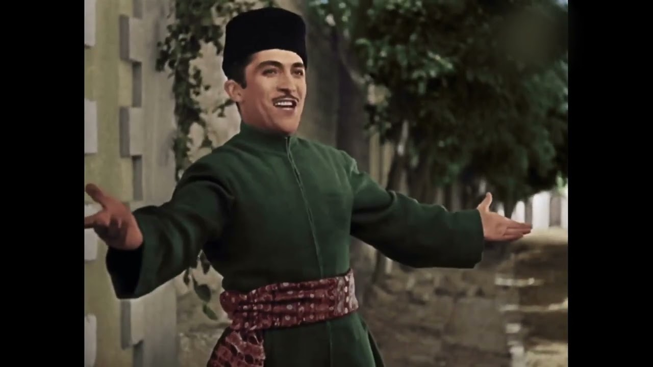 Arshin mal alan - The cloth peddler