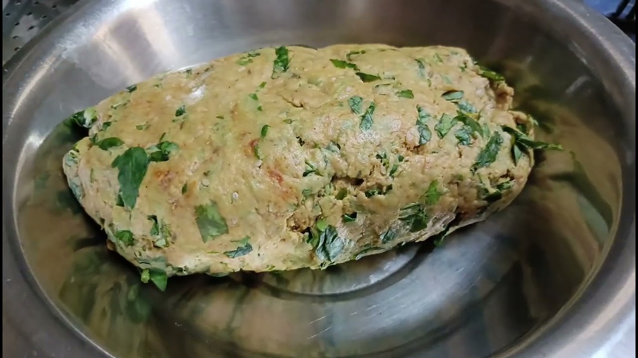 ख़मंग आणि चविष्ठ मेथिचे पराठे||