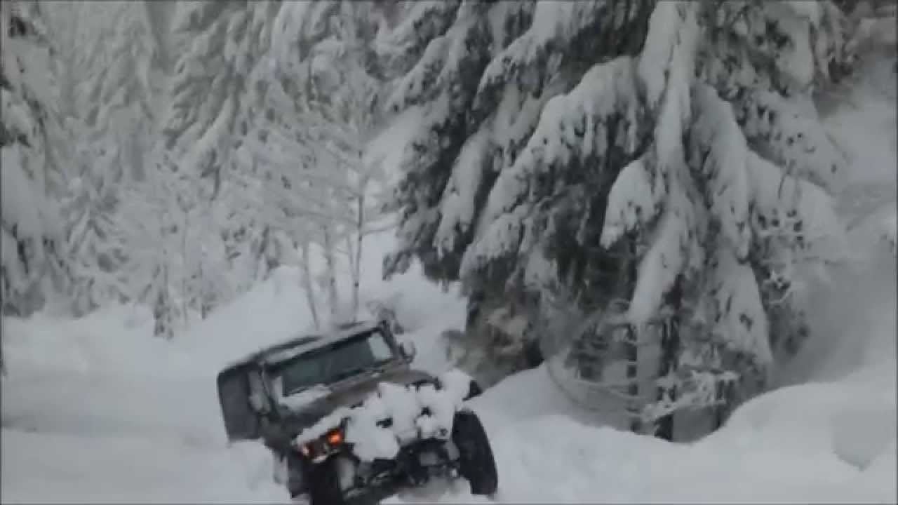 Jeep Wrangler in Deep Snow Pacific Northwest Cascades of Oregon | Wrangler in Deep Snow