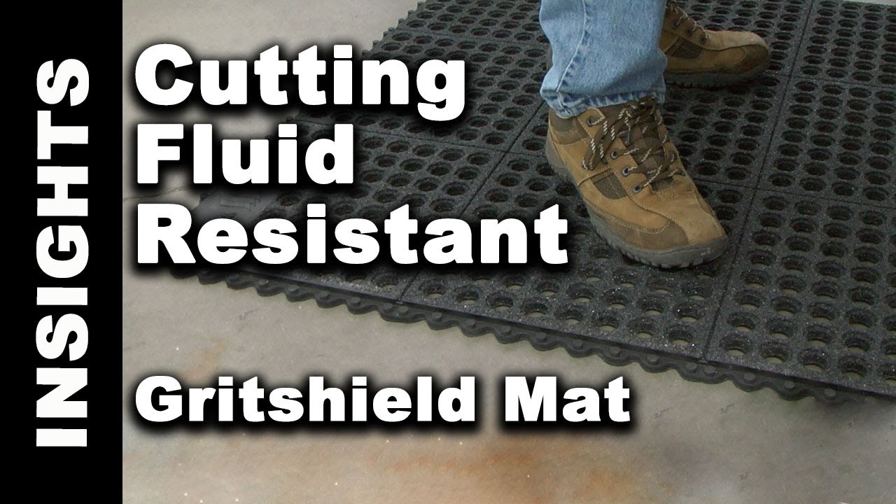Wearwell 24/Seven Cutting Fluid Resistant Perforated Rubber Anti Fatigue Mat with Gritshield