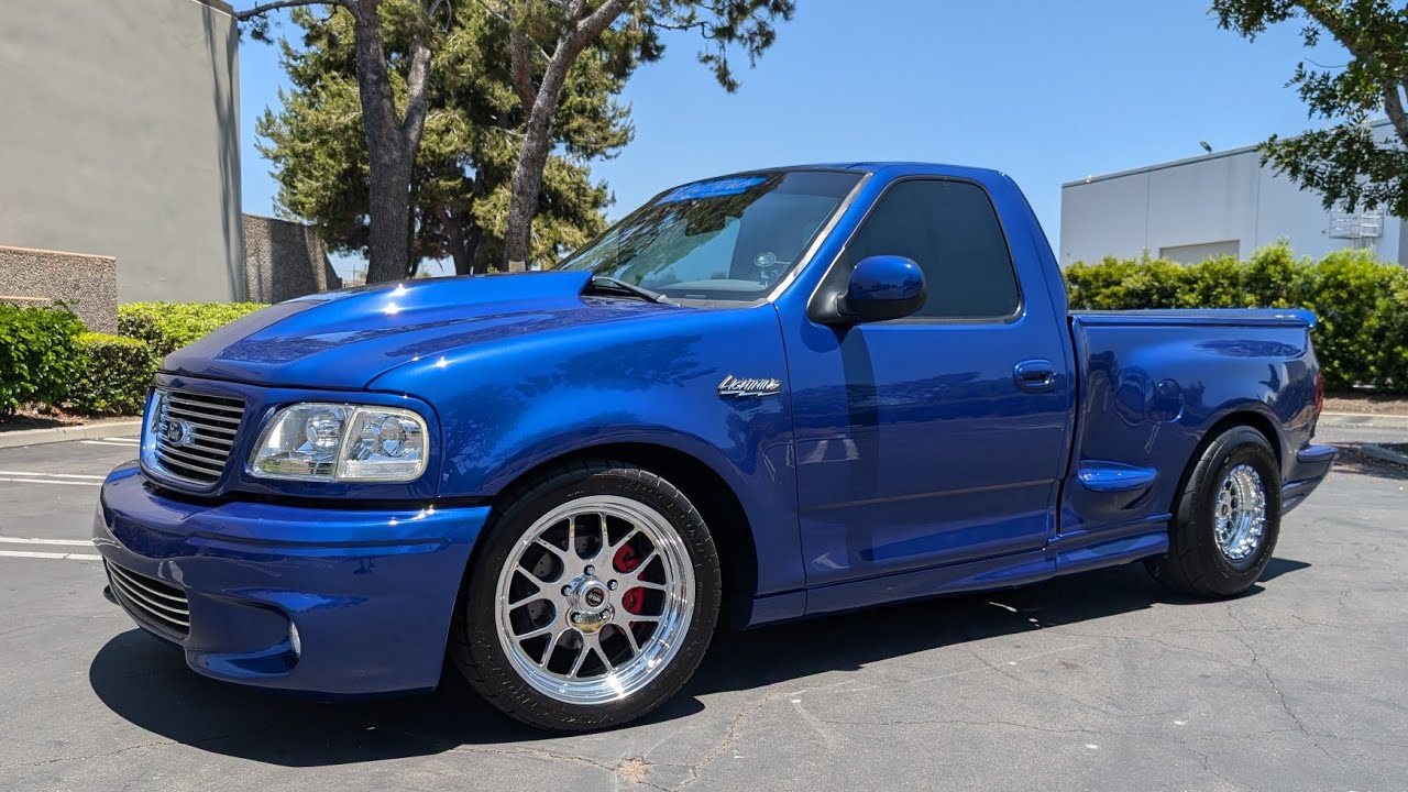 YONKES: 2004 Ford F150 Lightning