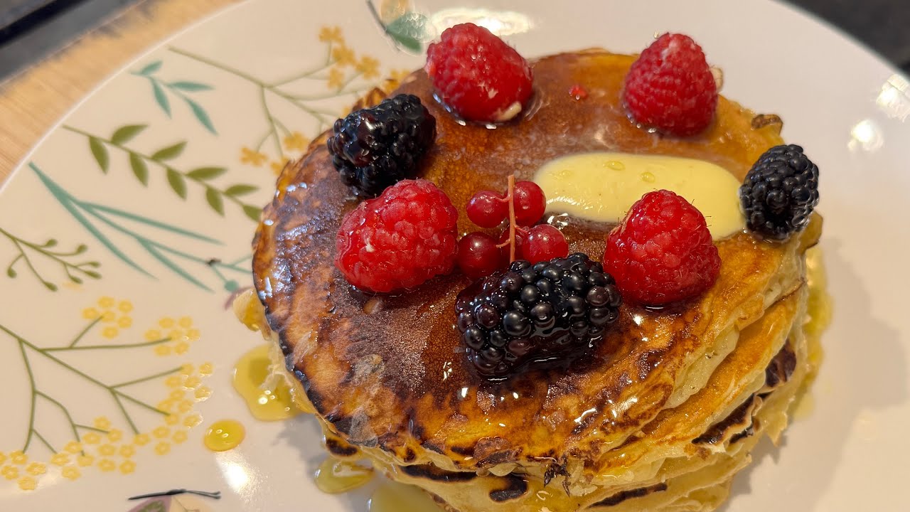 Easy “Buttermilk Pancakes 🥞” recipe.! Try now this yummy 😋 pancakes at home. #recipe 