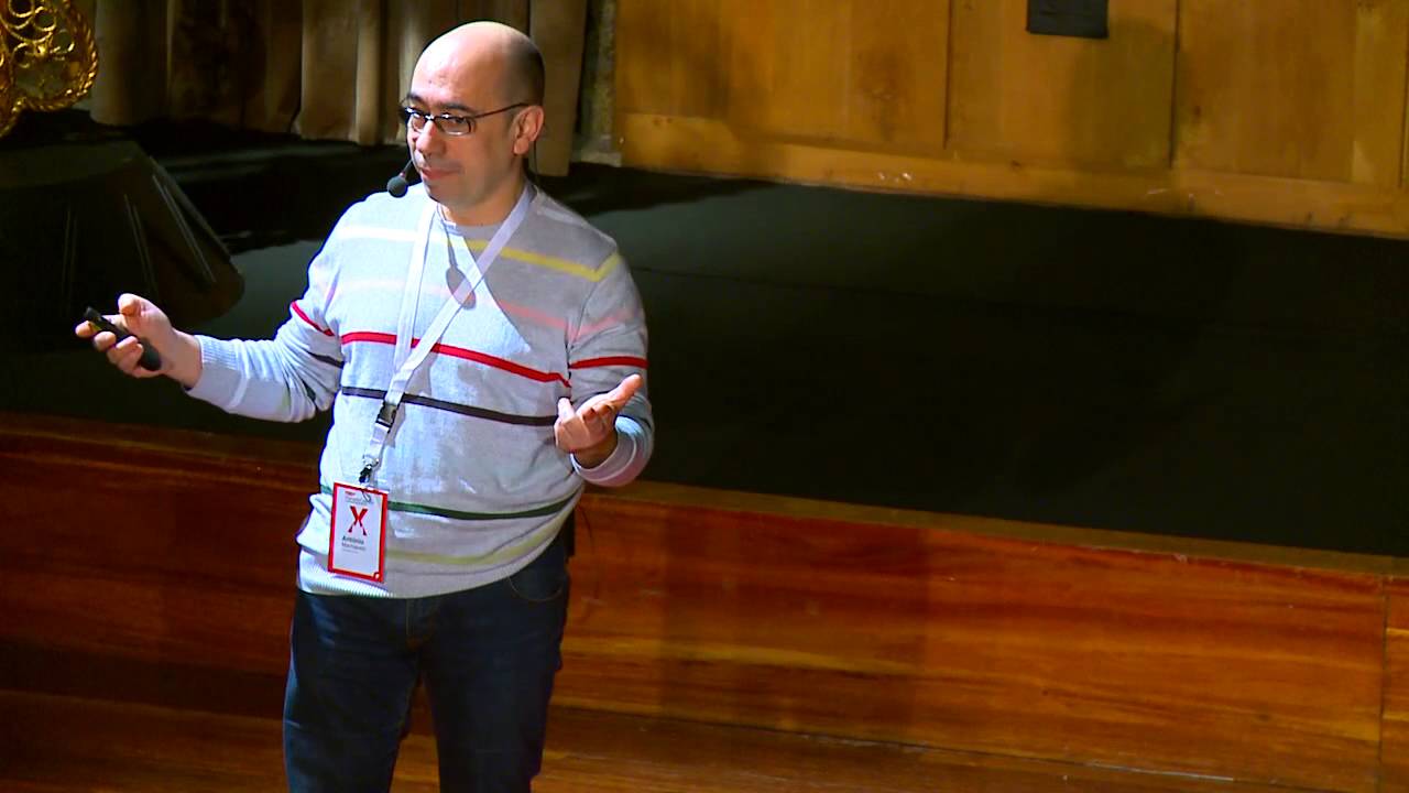 A matem&aacute;tica no cora&ccedil;&atilde;o das sociedades actuais : Ant&oacute;nio Machiavelo at TEDxVianadoCastelo