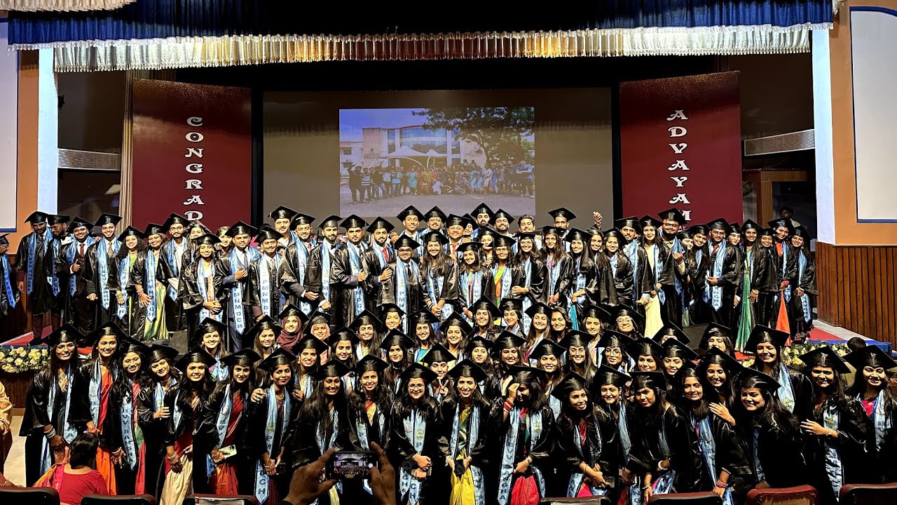 GRADUATION CEREMONY-ADVAYAM 2K18🎓📍P.M.N.M DENTAL COLLEGE AND HOSPITAL BAGALKOT.@meghahiremath6434