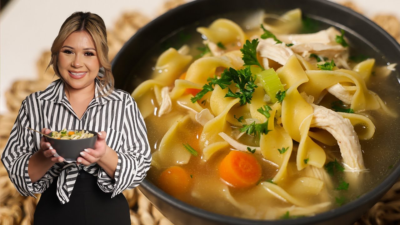 Как приготовить домашний куриный суп с лапшой, который вы будете жаждать каждый раз!
