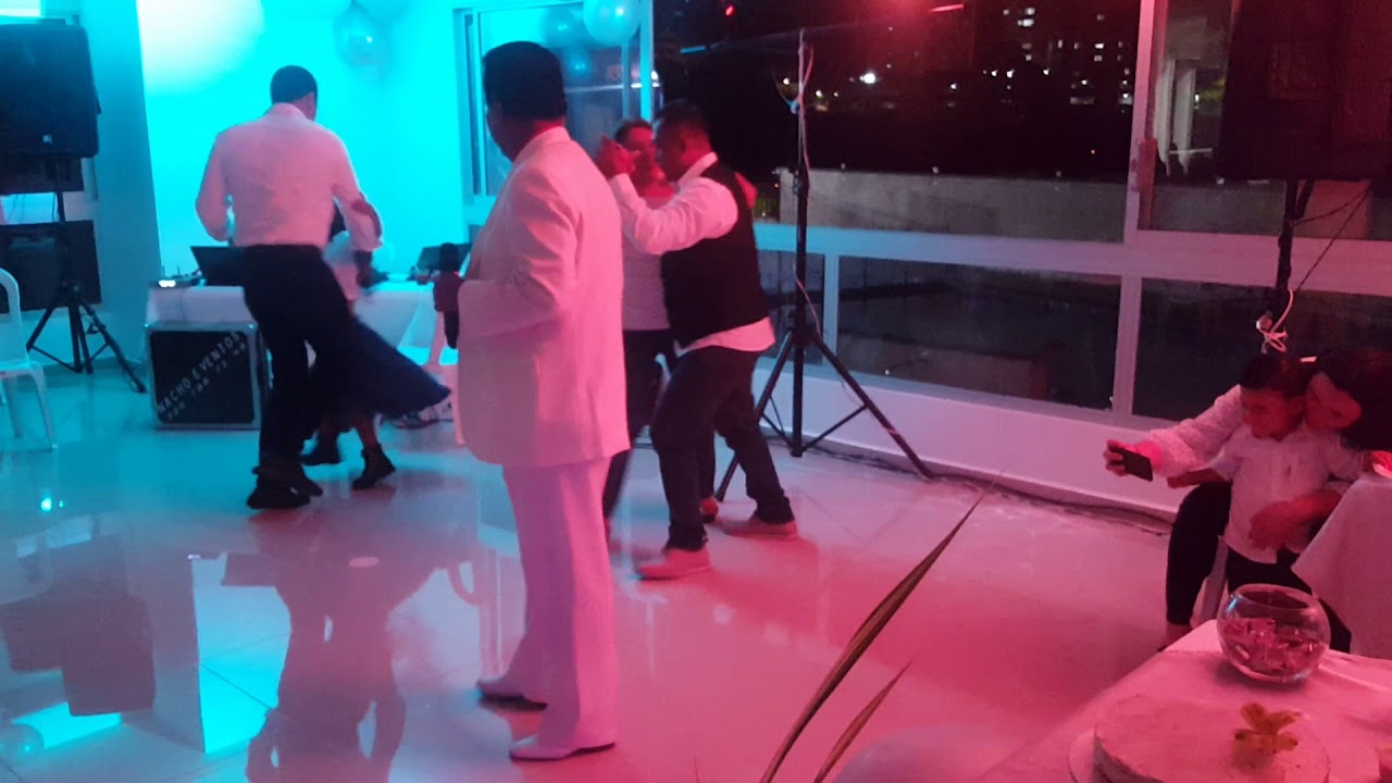 ZAPATOS ROTOS