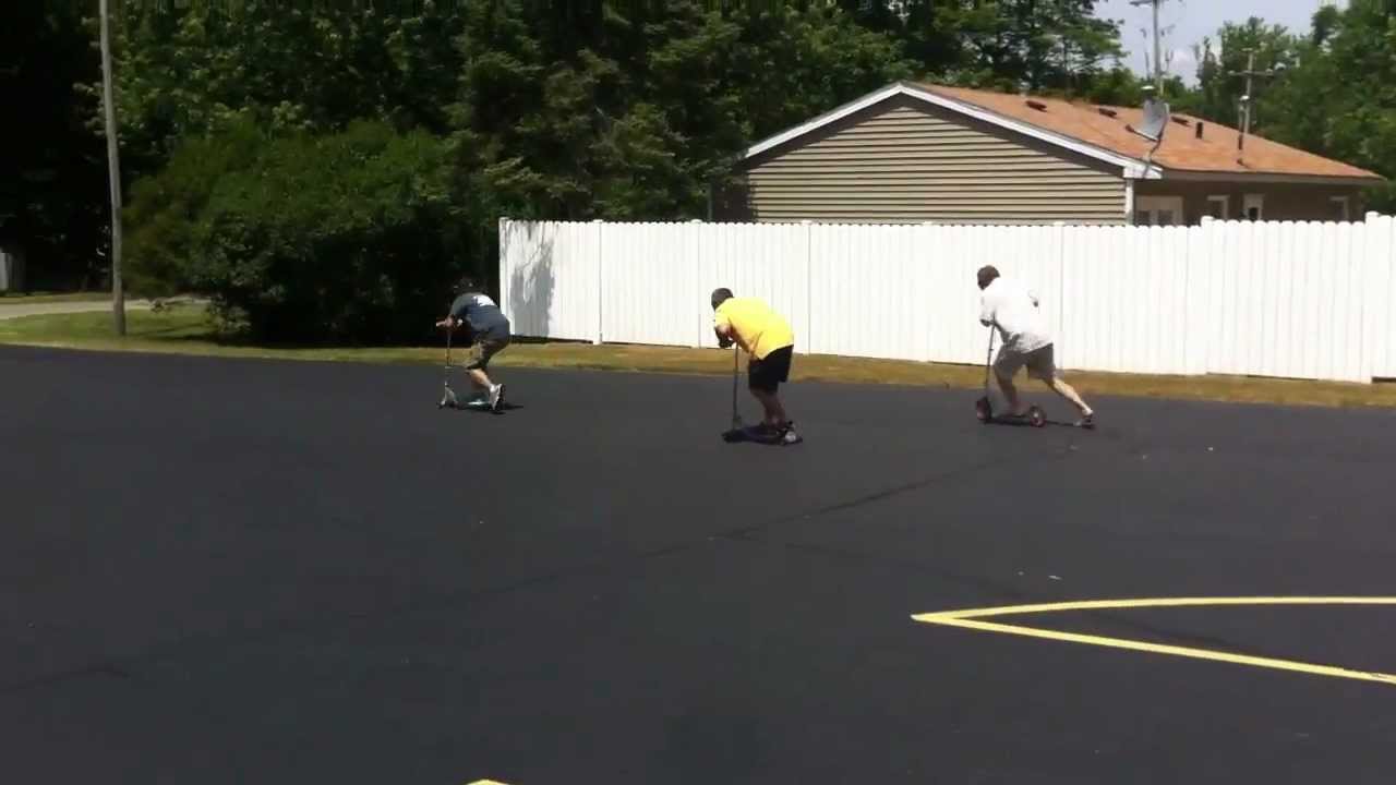 Razor scooter race