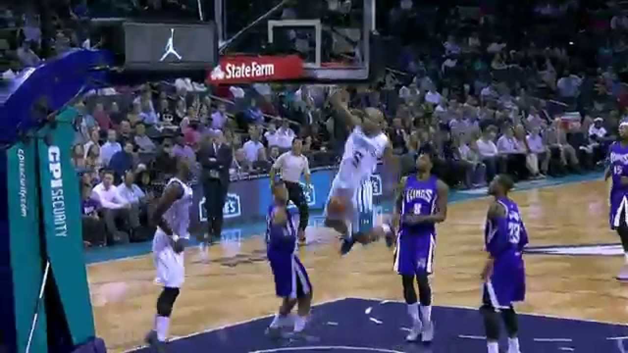 Gerald Henderson Takes Flight and Punishes the Rim