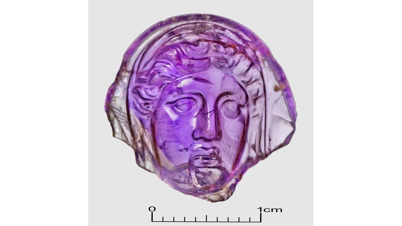 La constitution des collections de bijoux et pierres gravées antiques