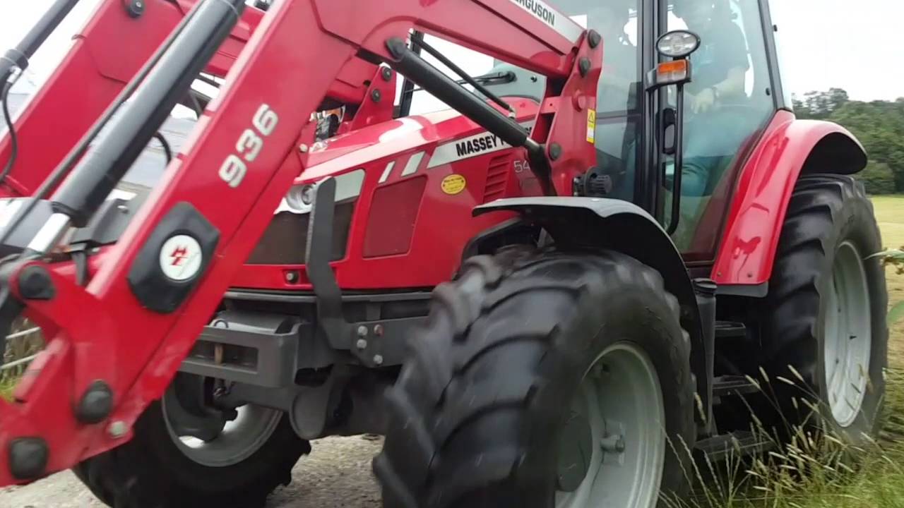 Northern Ireland | Co. Fermanagh |  Stacking Bales