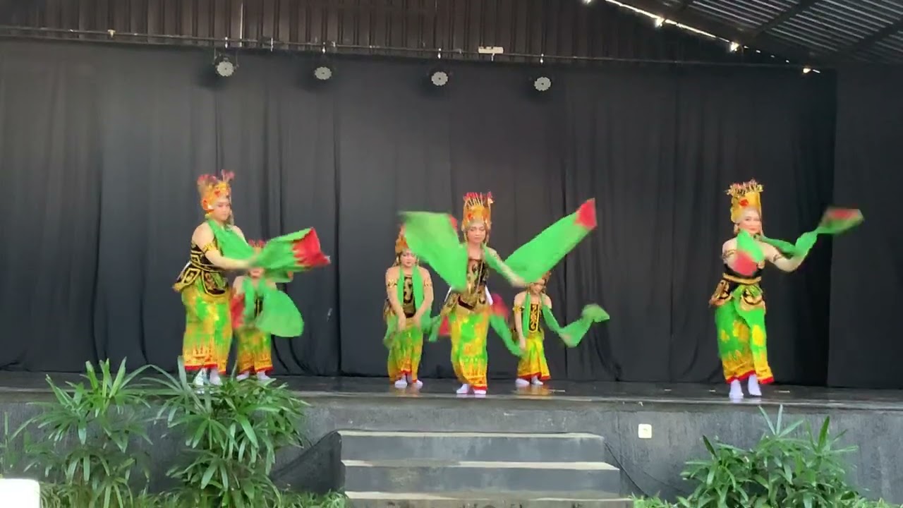 Lomba Tari Jejer Gandrung Sanggar Gandrung arum part 8