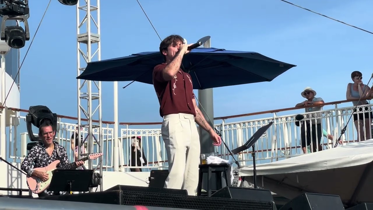 The Broadway Cruise 2 - Matt Doyle - That's Life (partial)