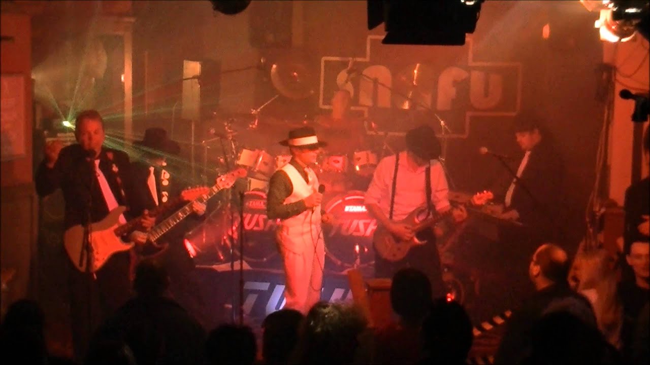 tush cover live and let die at snafu new years