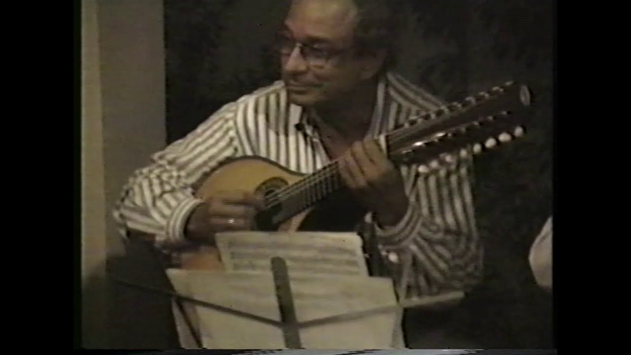 Diego Estrada - 6. El cucarrón (Luis Uribe B.)