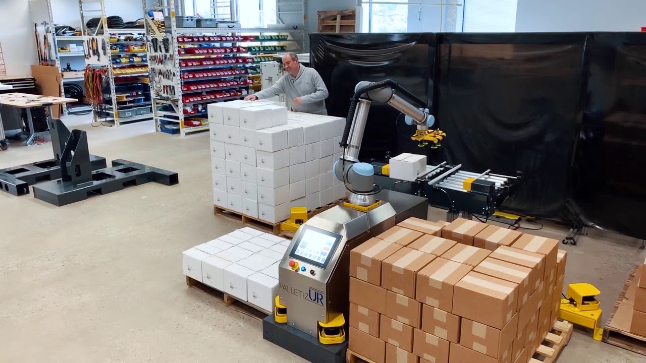 Universal Robots Palletizer | Cobots | ONExia Inc.