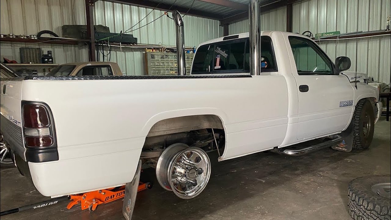 2nd Gen dodge roll pan install, plus new wheels and finish mounting the stacks