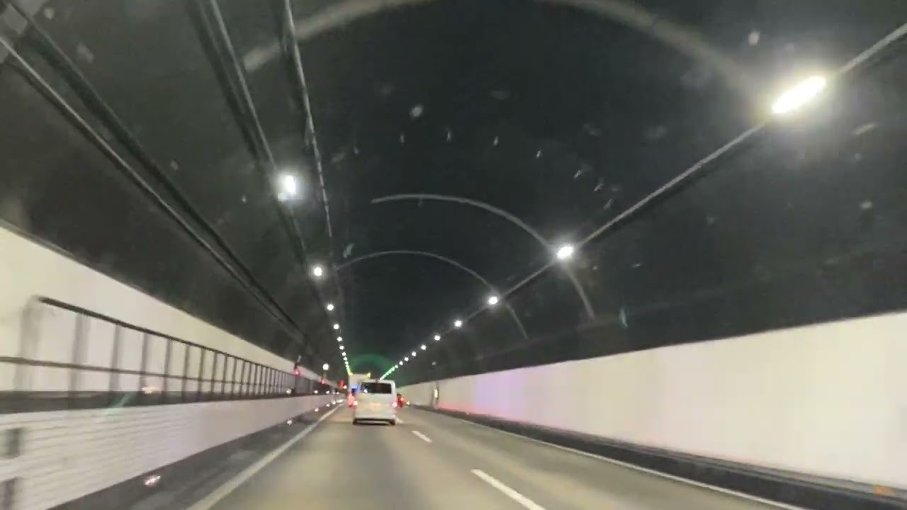 九州自動車道 肥後トンネル(下り)