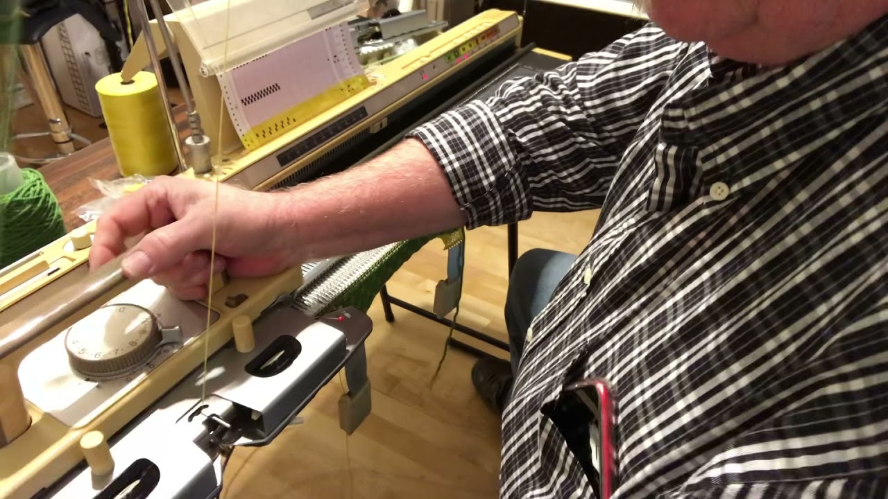 Tissage sur machine Silver Reed