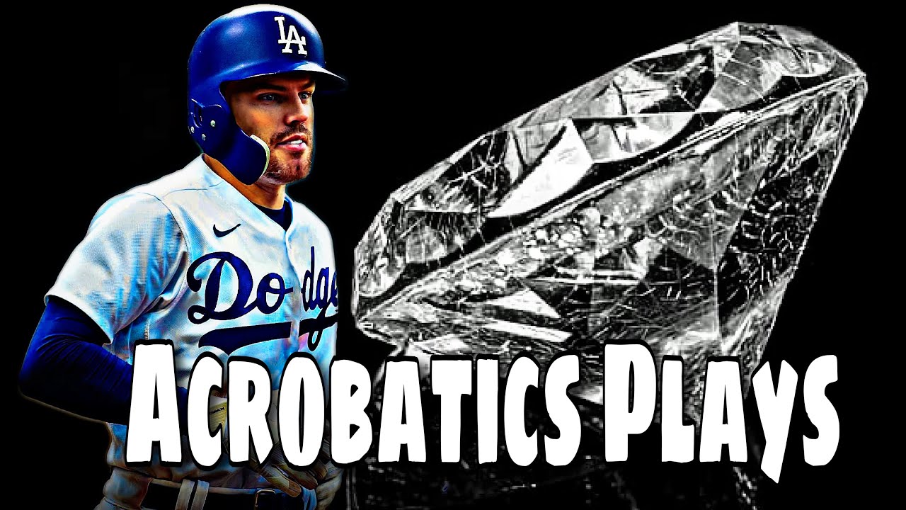 MLB \\ Freddie Freeman Acrobatic Plays