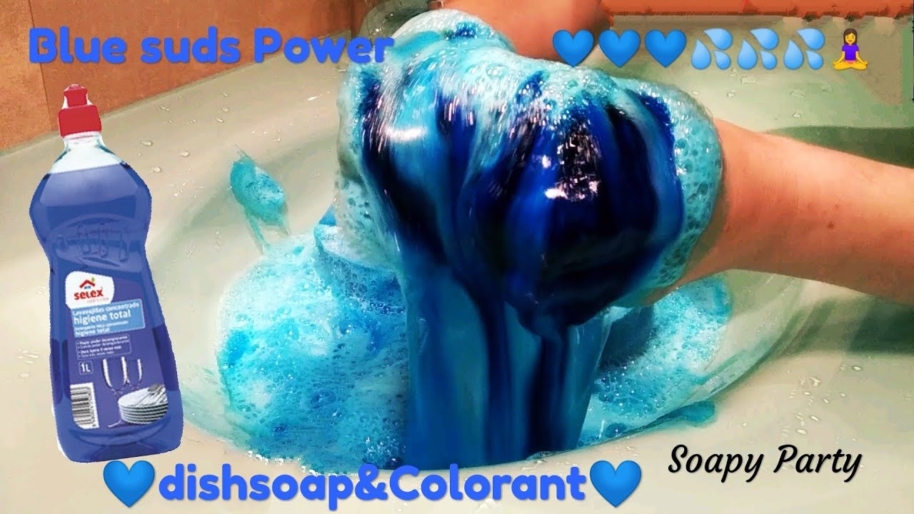 ASMR Squeezing sponges w/💙blue dish soap💙 and colorant. Rinse+++++💦💦
