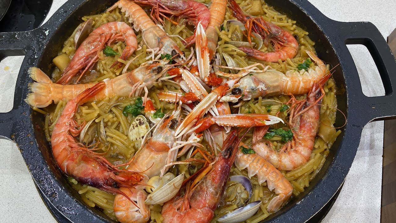 Fideus a la cassola de mar