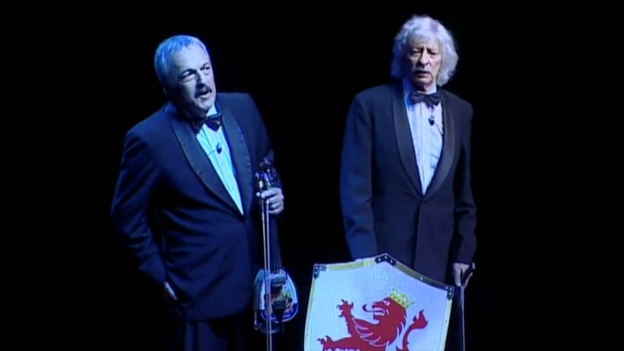 El Cruzado El Arcángel y La Harpía · Lutherapia · Les Luthiers