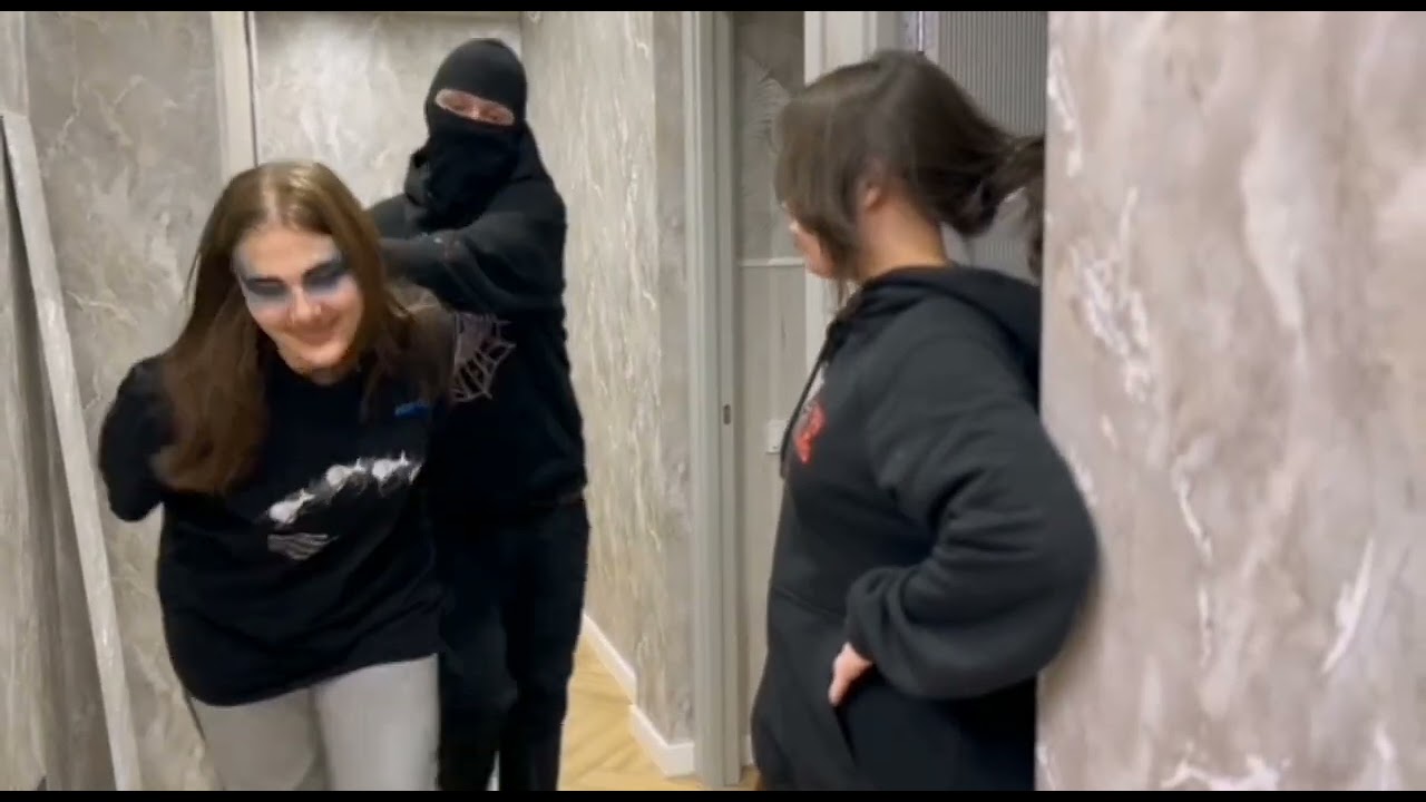 анжела и юля в новый год… #slay