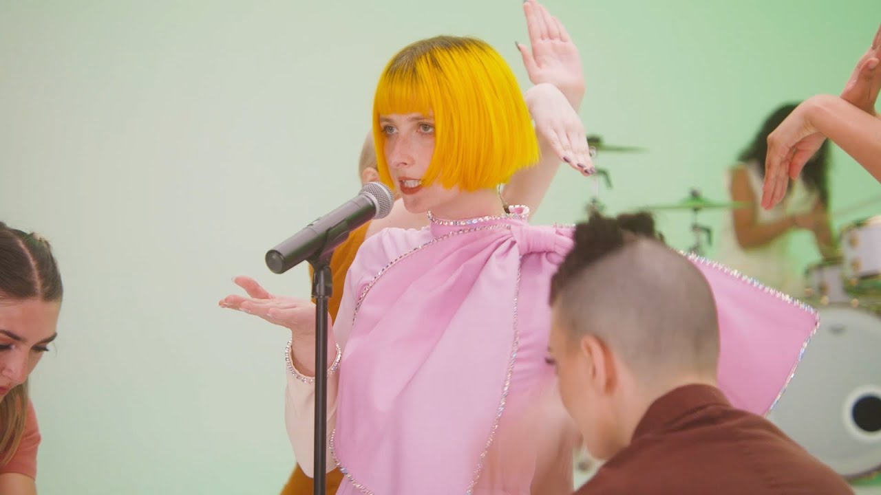 Tessa Violet - Bad Ideas (live from Bad Ideas: The Experience)