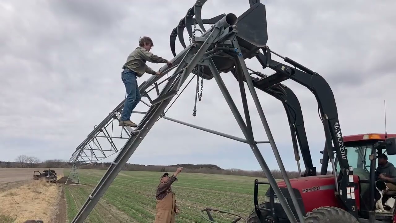 Moving pivot