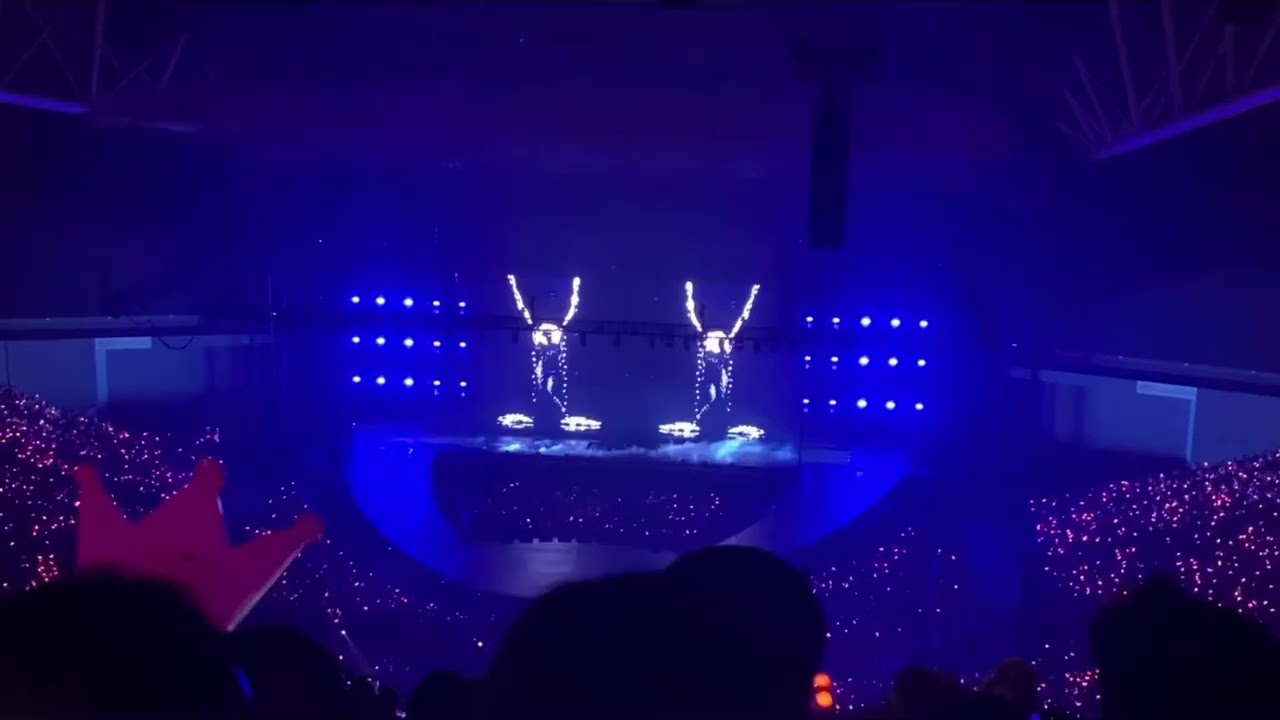 Thunder - @BLACKPINK LISA, D2 Deadline World Tour Manila 2025