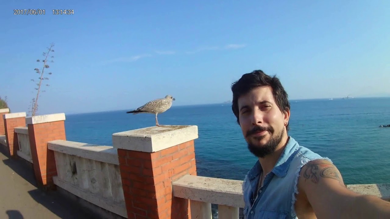 Esplorando Piombino - Prima parte - Piazza Bovio e Perelli